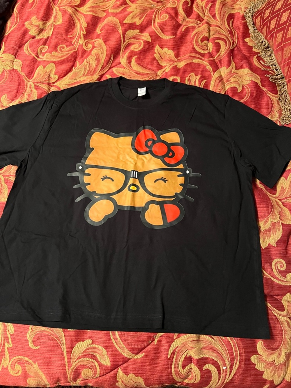 Hello Kitty-Inspired Black Graphic Tee with GOLD Character Adult 3XL NWOT